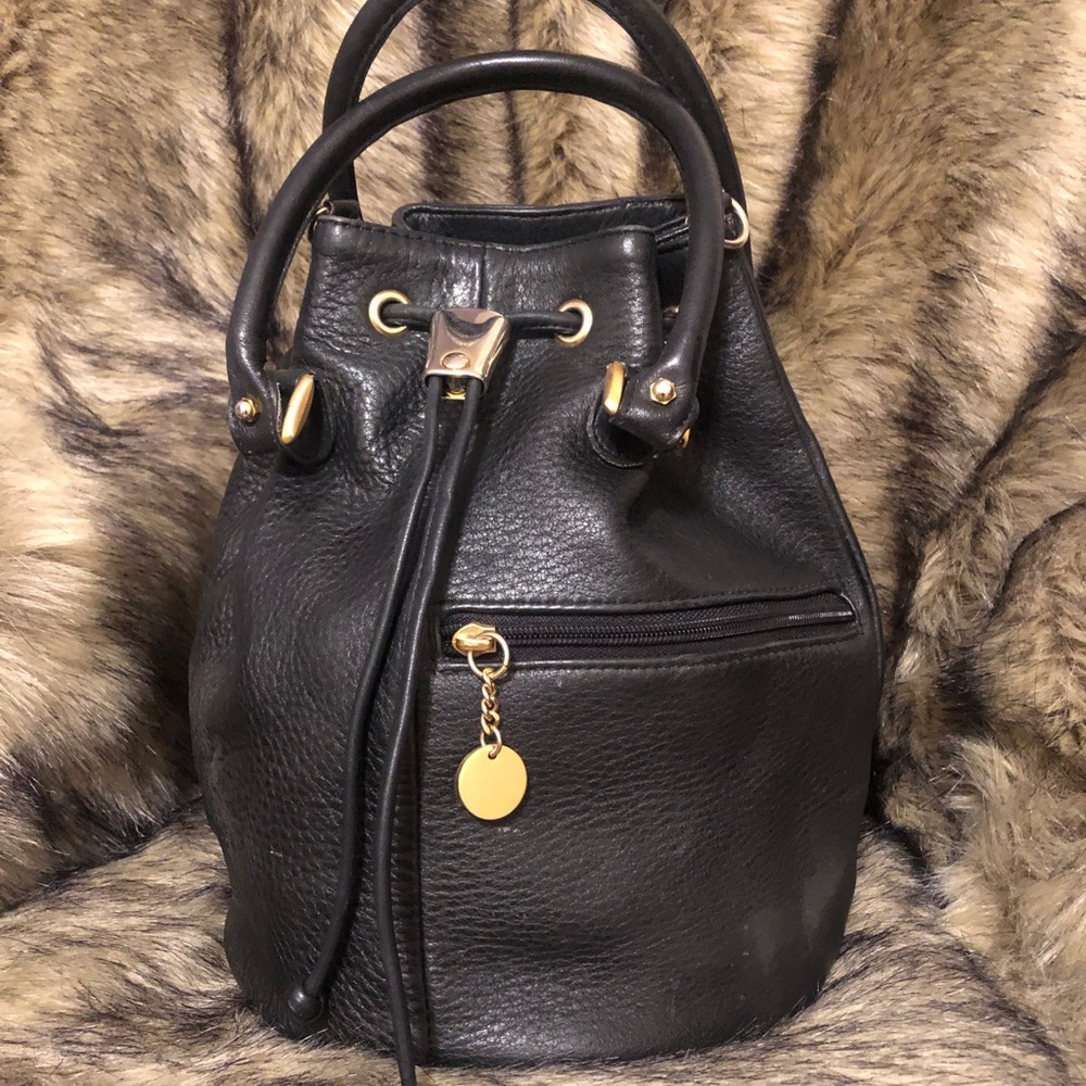 Mazzanita soft leather round handbag